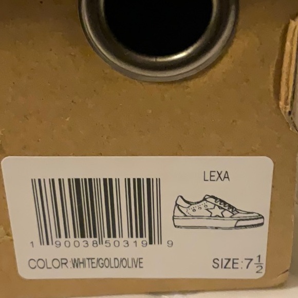 VINTAGE HAVANA Lexa Olive Star Fashion Sneaker - Picture 7 of 7